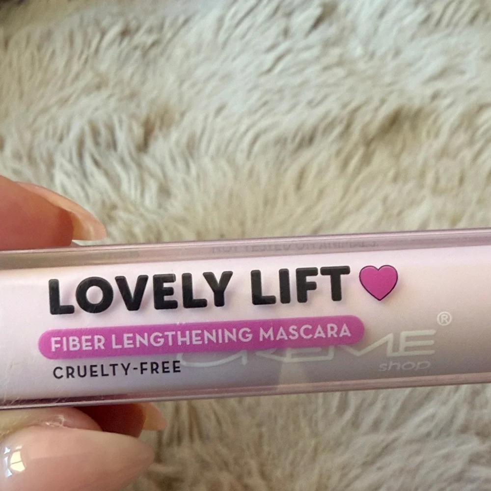 💕NWT The Crème Shop Lovely Lift Mascara. Part of 3 for $25